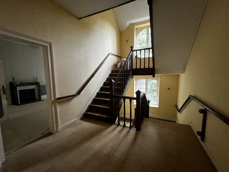 Vente Maison LUBERSAC - 11 pièces -225 m² - (19210)