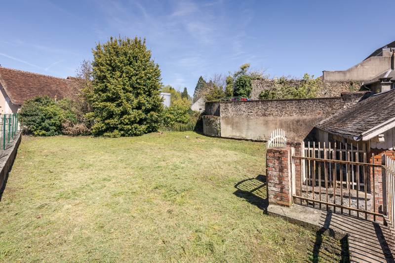 Vente Maison Lubersac - 9 pièces -275 m² - (19210)