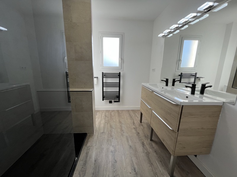 Vente Maison YVES - 4 pièces -84 m² - (17340)