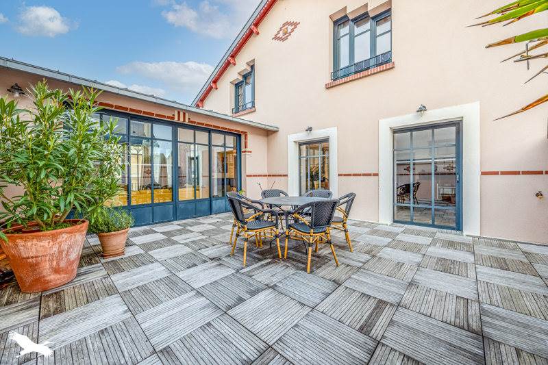 Vente Maison CHATELAILLON PLAGE - 7 pièces -238 m² - (17340)