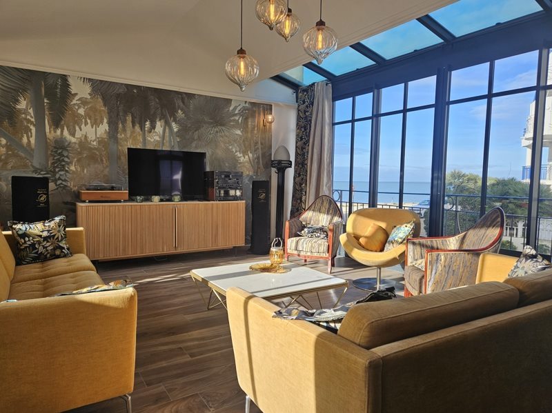 Maison 7 pièces 238 m²