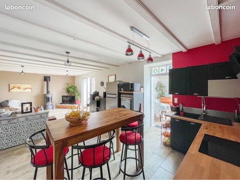 Vente Maison THAIRE - 7 pièces -125 m² - (17290)