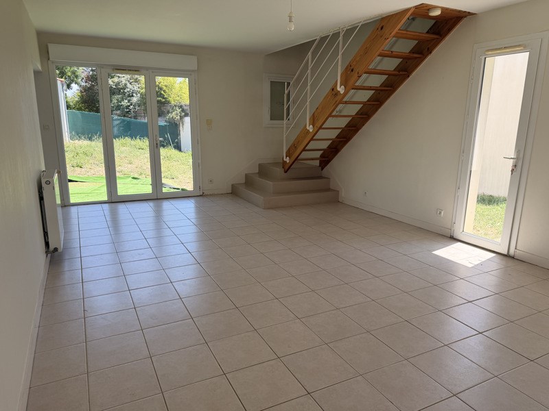 Vente Maison ST VIVIEN - 4 pièces -106 m² - (17220)