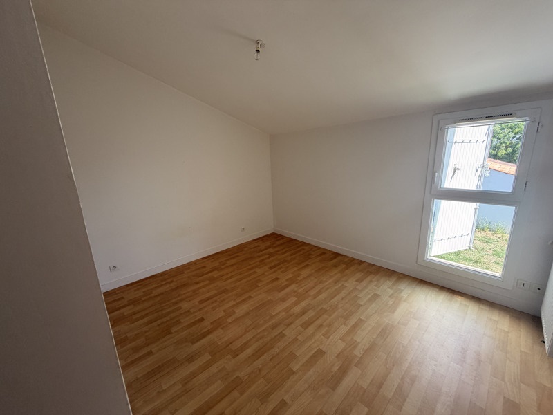 Vente Maison ST VIVIEN - 4 pièces -106 m² - (17220)
