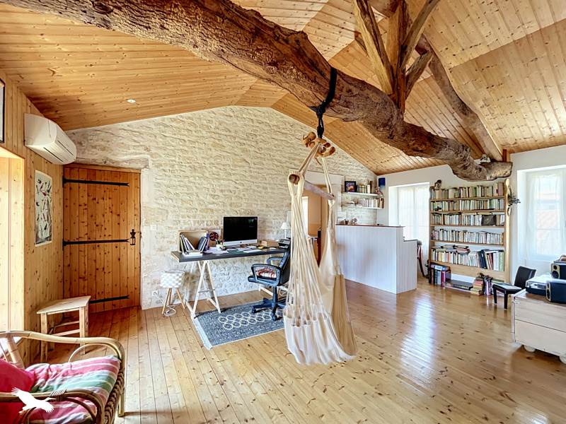 Vente Maison THAIRE - 6 pièces -171 m² - (17290)