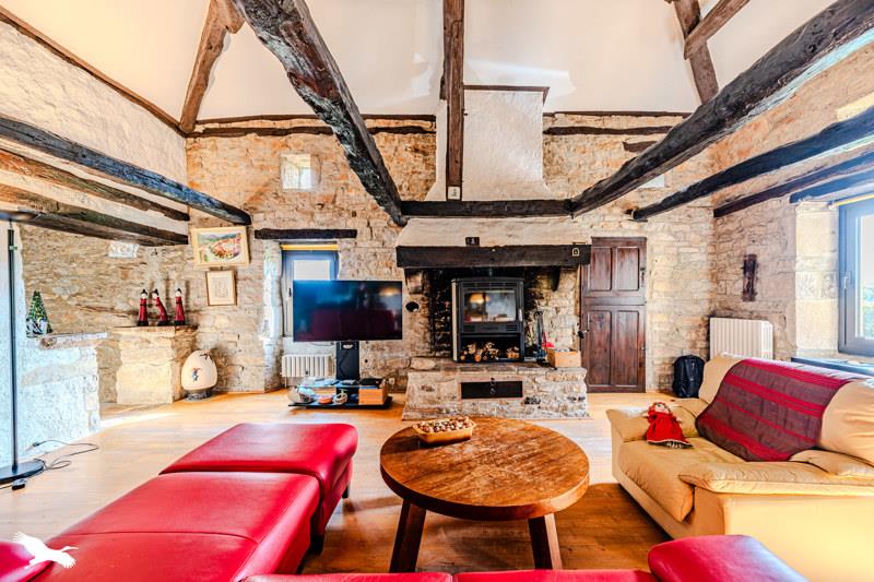 Vente Maison ST ANTONIN NOBLE VAL - 6 pièces -228 m² - (82140)