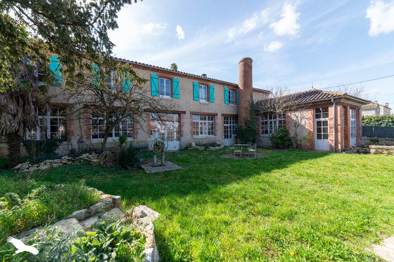 Vente Maison SEPTFONDS - 9 pièces -375 m² - (82240)