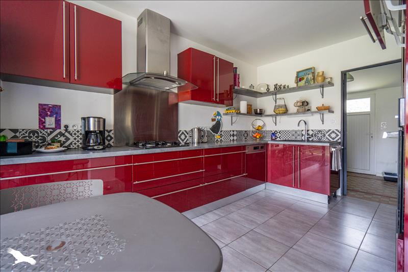Vente Maison LE VERDON SUR MER - 4 pièces -106 m² - (33123)