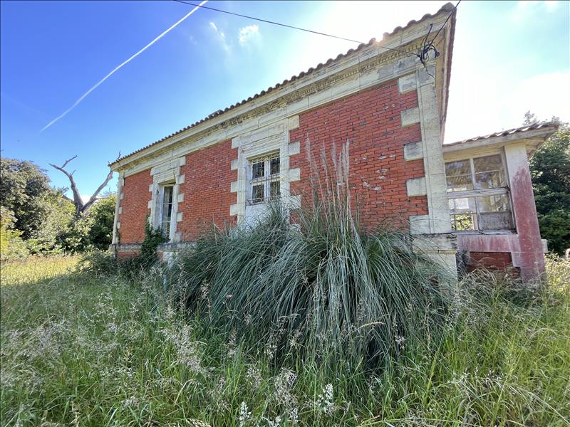 Vente Maison SOULAC SUR MER - 5 pièces -200 m² - (33780)