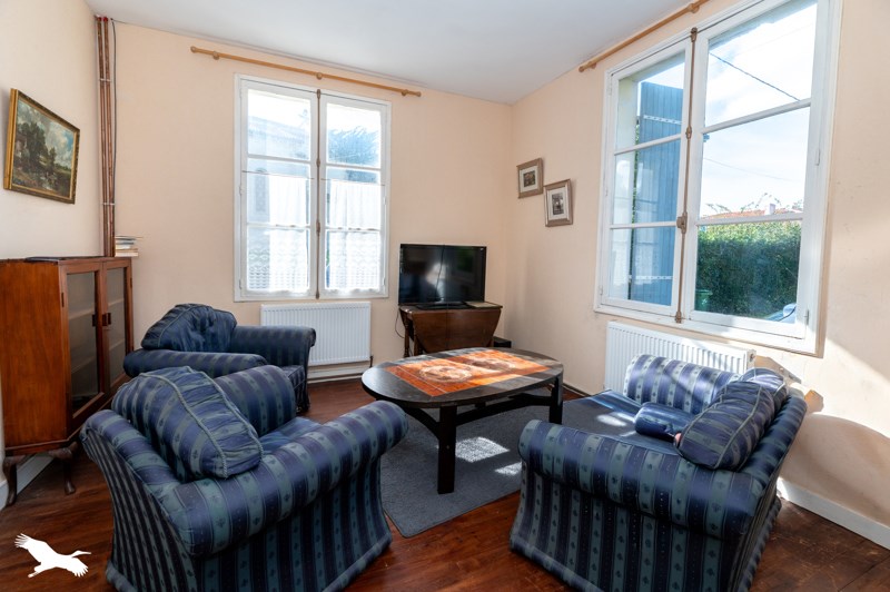 Vente Maison TALAIS - 8 pièces -212 m² - (33590)