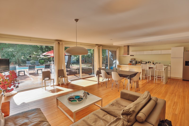 Vente Maison GRAYAN ET L HOPITAL - 5 pièces -160 m² - (33590)