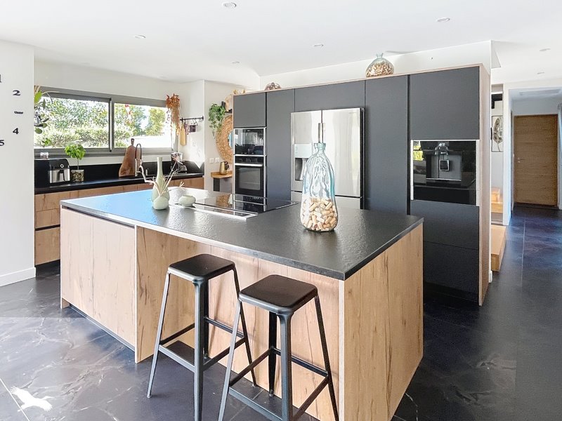 Vente Maison Vendays-Montalivet - 5 pièces -172 m² - (33930)