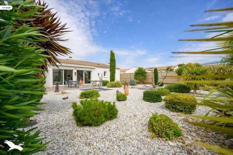 Vente Maison BOURGNEUF - 4 pièces -106 m² - (17220)