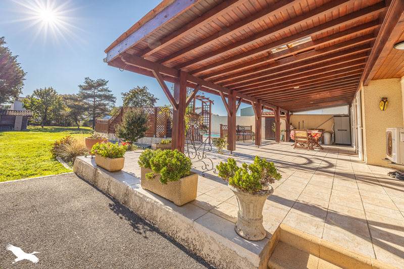 Vente Maison MONTROY - 5 pièces -102 m² - (17220)