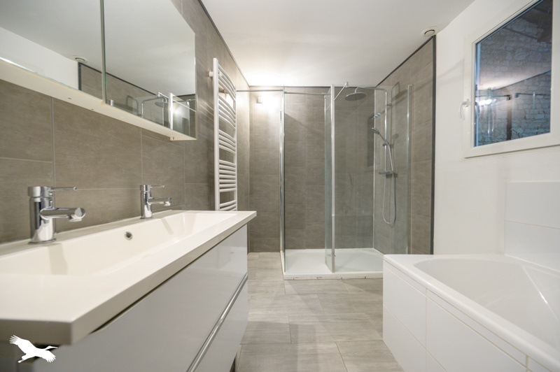 Vente Maison MONTROY - 8 pièces -185 m² - (17220)