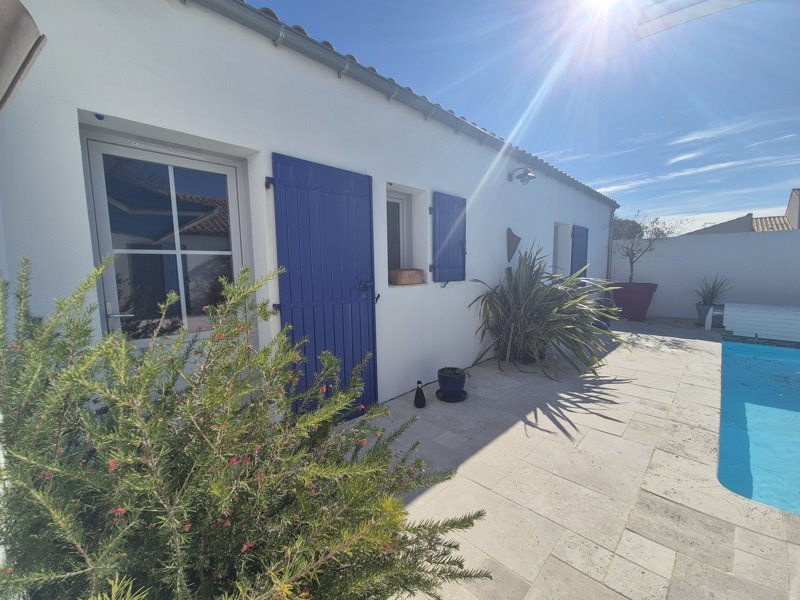 Vente Maison CLAVETTE - 5 pièces -141 m² - (17220)