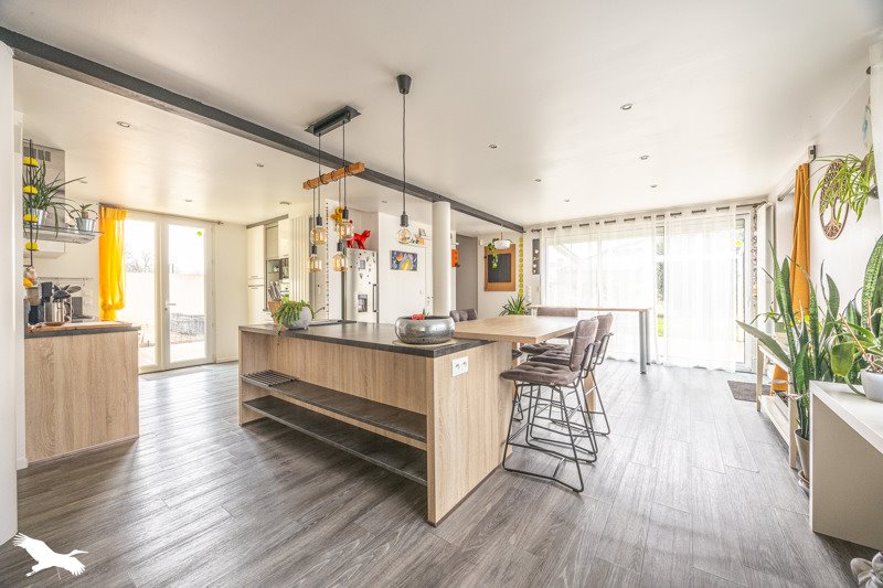 Vente Maison MONTROY - 6 pièces -145 m² - (17220)