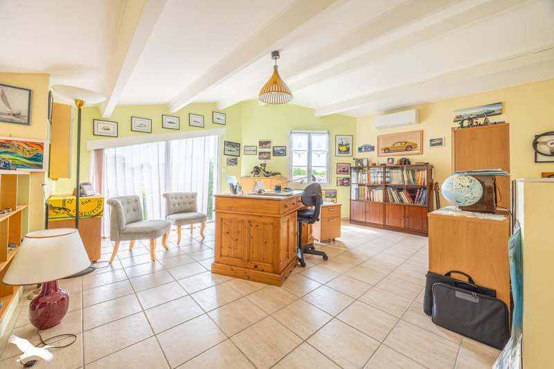Vente Maison PERIGNY - 6 pièces -150 m² - (17180)