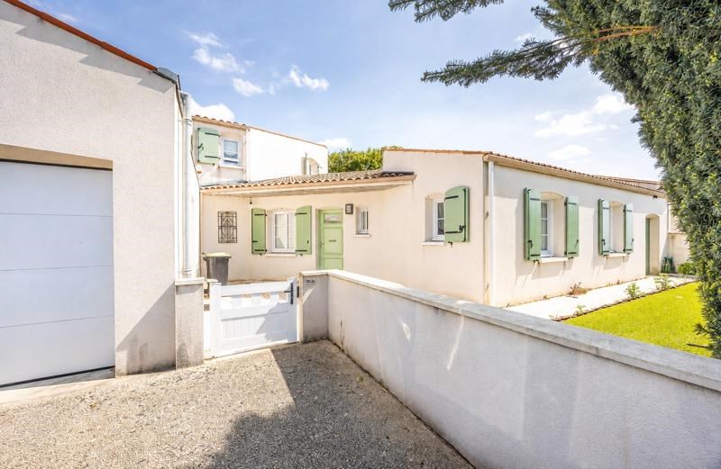 Vente Maison PERIGNY - 6 pièces -150 m² - (17180)