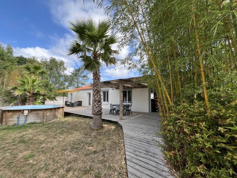 Vente Maison CLAVETTE - 4 pièces -127 m² - (17220)
