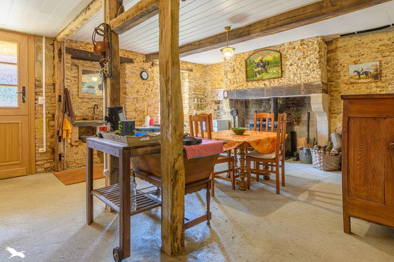 Vente Maison VIELLE TURSAN - 5 pièces -217 m² - (40320)