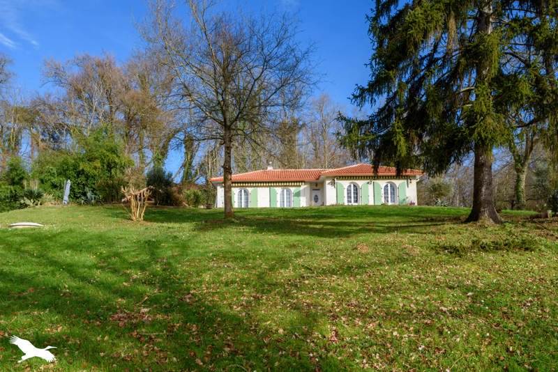 Vente Maison SERRESLOUS ET ARRIBANS - 7 pièces -196 m² - (40700)
