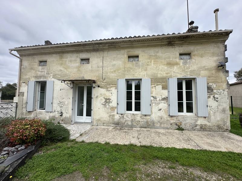 Vente Maison SABLONS - 2 pièces -54 m² - (33910)