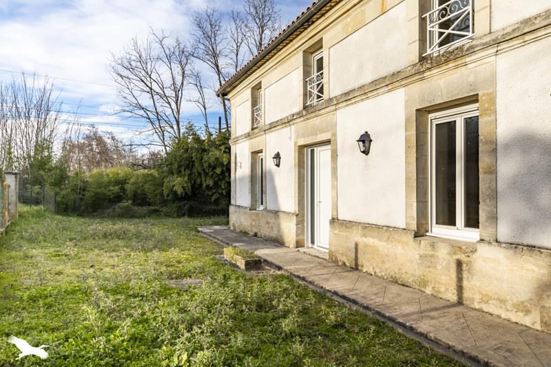 Vente Maison LES PEINTURES - 5 pièces -137 m² - (33230)