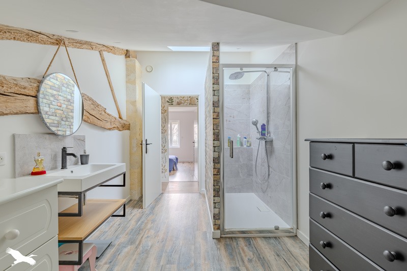Vente Maison ST MARTIN DE LAYE - 5 pièces -145 m² - (33910)