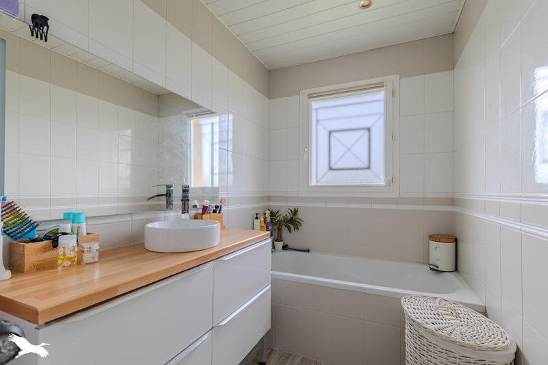 Vente Maison ABZAC - 4 pièces -93 m² - (33230)