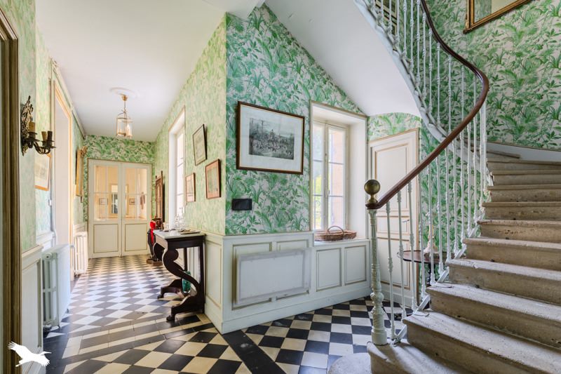 Vente Maison COUTRAS - 18 pièces -621 m² - (33230)