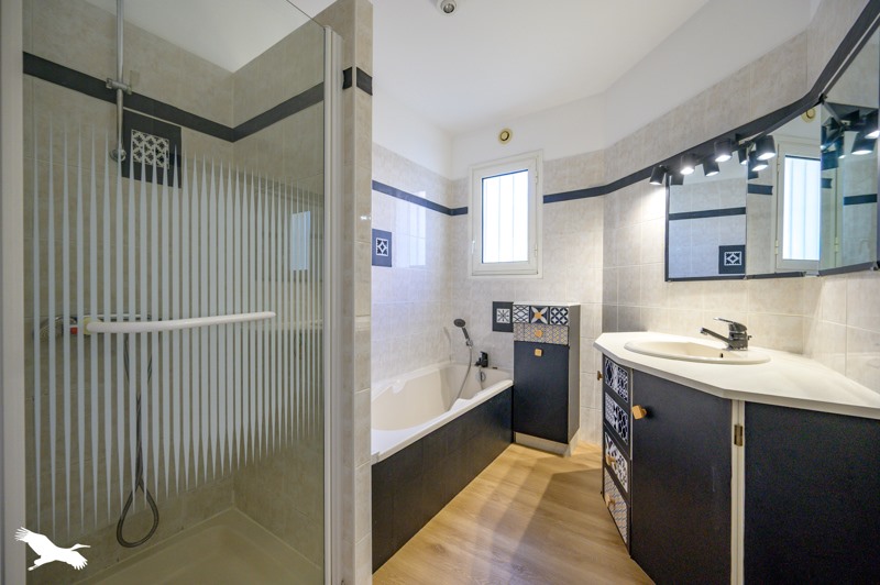 Vente Maison LAGORD - 6 pièces -158 m² - (17140)