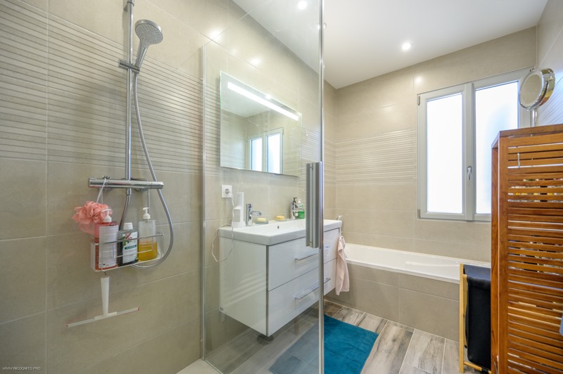 Vente Maison NIEUL SUR MER - 5 pièces -129 m² - (17137)