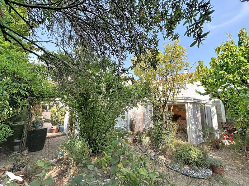 Maison 6 pièces 156 m² · à Nieul-sur-Mer · 156 m² · 417 514 €