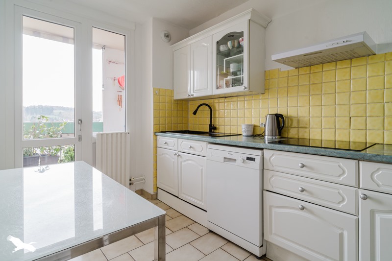 Vente Appartement ST GENIS LAVAL - 5 pièces -88 m² - (69230)