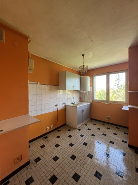 Vente Appartement OULLINS - 2 pièces -45 m² - (69600)