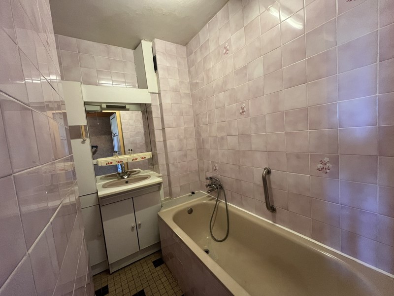 Vente Appartement OULLINS - 2 pièces -45 m² - (69600)