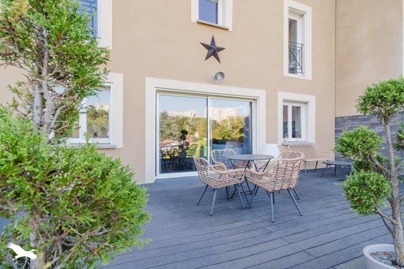 Vente Maison OULLINS - 5 pièces -121 m² - (69600)