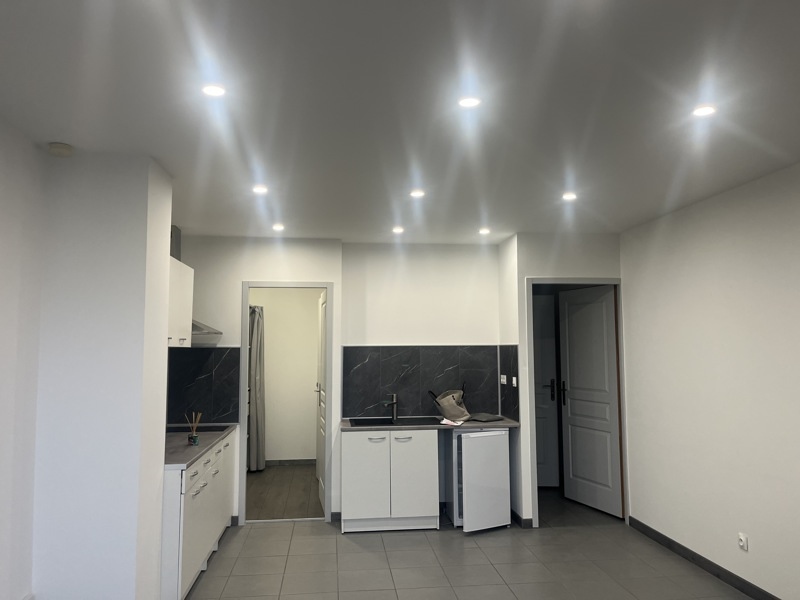 Vente Appartement OULLINS - 1 pièce -29 m² - (69600)