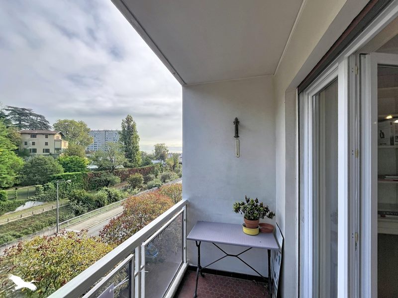 Vente Appartement Oullins - 4 pièces -111 m² - (69600)