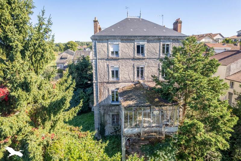 Vente Maison BESSINES SUR GARTEMPE - 17 pièces -310 m² - (87250)