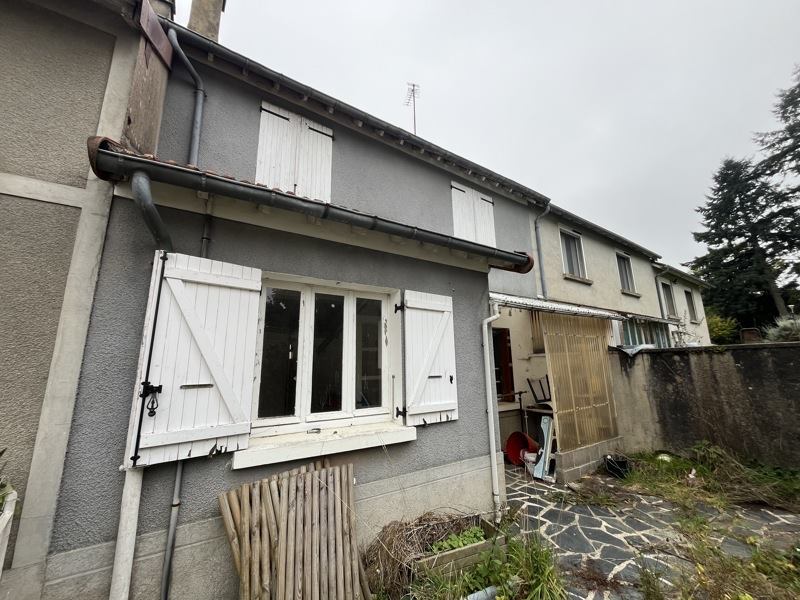 Vente Maison LAFAT - 4 pièces -77 m² - (23800)