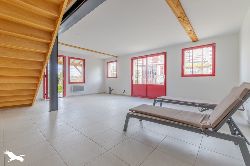 Vente Maison Saint-Sulpice-les-Feuilles - 16 pièces -330 m² - (87160)