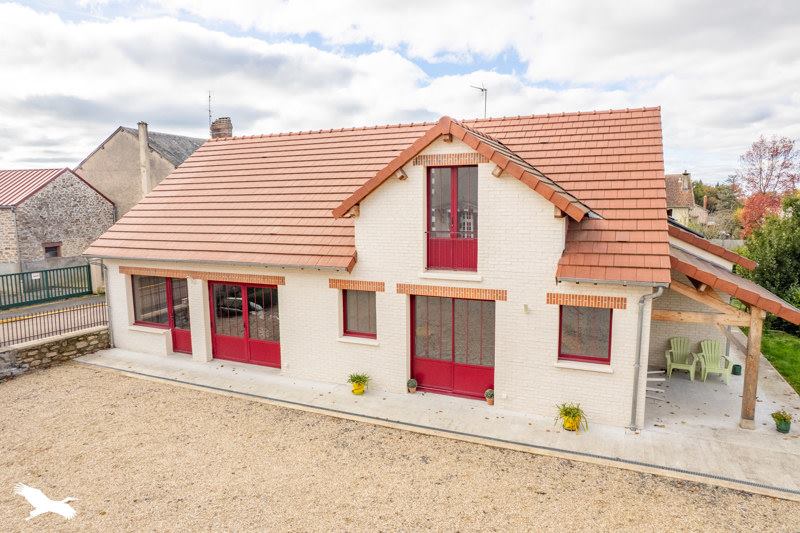 Vente Maison ST SULPICE LES FEUILLES - 16 pièces -330 m² - (87160)