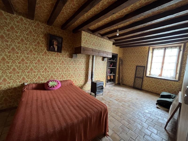 Vente Maison LUSSAC LES EGLISES - 5 pièces -101 m² - (87360)