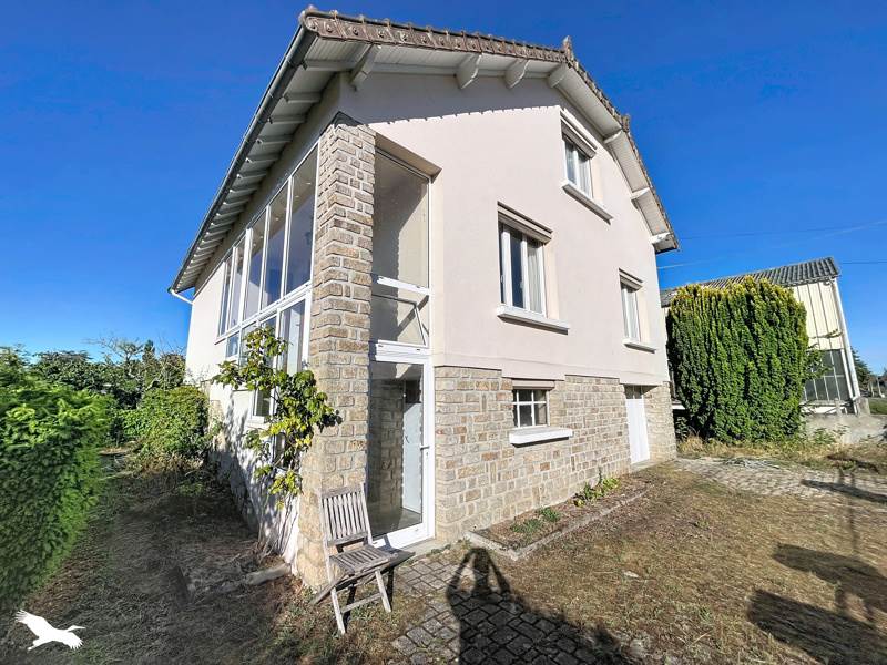 Maison 6 pièces 136 m² · à Dun-le-Palestel · 136 m² · 124 890 €