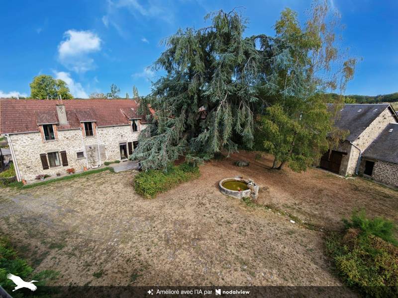 Maison 6 pièces 199 m² · à Saint-Priest-la-Feuille · 199 m² · 265 000 €