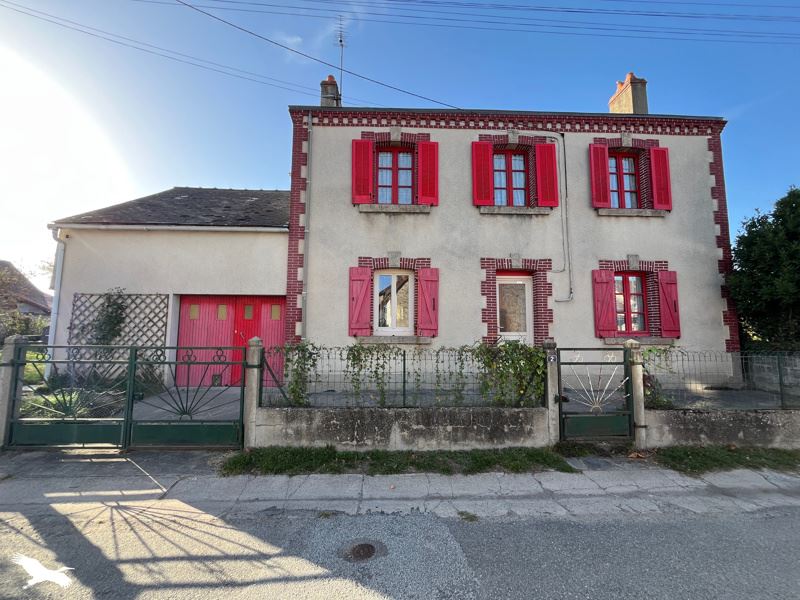 Maison 4 pièces 96 m² · à Saint-Léger-Magnazeix · 96 m² · 87 000 €