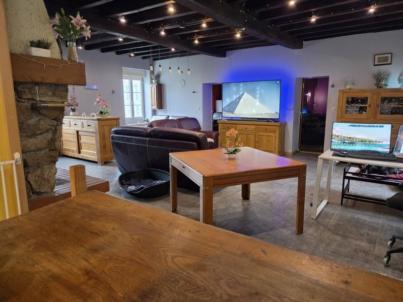 Vente Maison Mailhac-sur-Benaize - 8 pièces -270 m² - (87160)