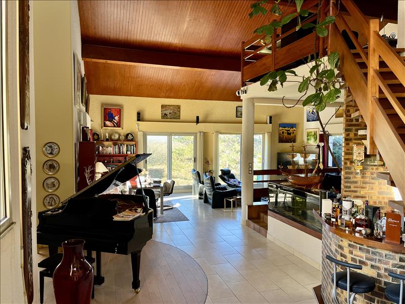 Vente Maison COSNAC - 7 pièces -288 m² - (19360)